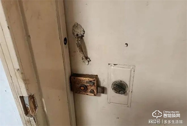 指紋鎖優(yōu)點(diǎn)突出,但部分人群仍不待見,罪魁禍?zhǔn)拙故撬鼈儯? title=