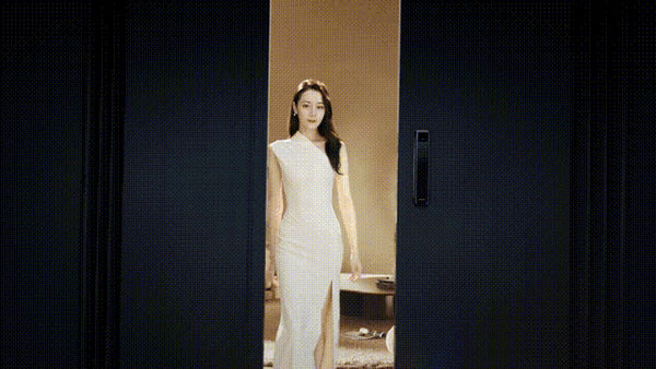 她來了!德施曼智能鎖代言人——迪麗熱巴 ! 她來了!德施曼智能鎖代言人——迪麗熱巴 !