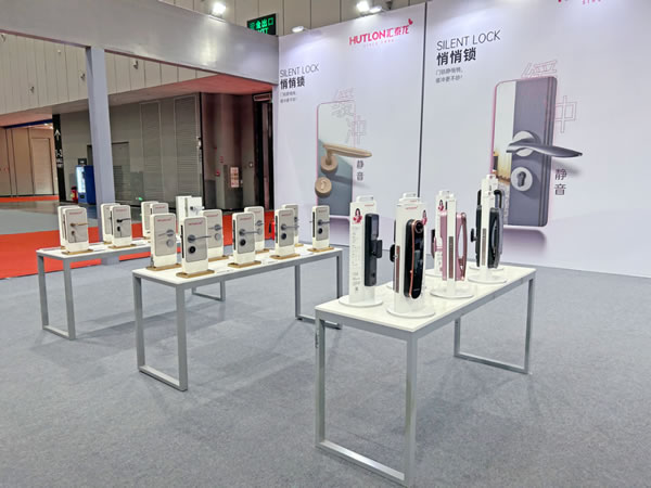 匯泰龍驚艷亮相佛山門窗博覽會暨定制家居博覽會! 匯泰龍驚艷亮相佛山門窗博覽會暨定制家居博覽會!