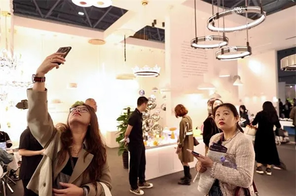 星閃、開源鴻蒙、AIoH等技術(shù)集體亮相深圳國(guó)際智能家居博覽會(huì)