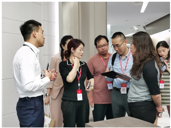 睿同控股高管團(tuán)隊(duì)赴廣州黃埔區(qū)開展企業(yè)學(xué)習(xí)之旅 睿同控股高管團(tuán)隊(duì)赴廣州黃埔區(qū)開展企業(yè)學(xué)習(xí)之旅