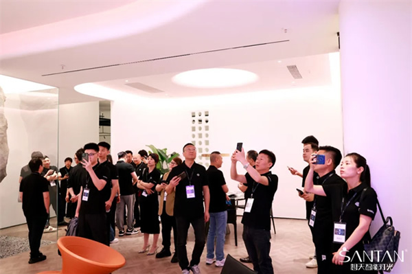 《綻放》2024想天新品發布會圓滿成功! 《綻放》2024想天新品發布會圓滿成功!