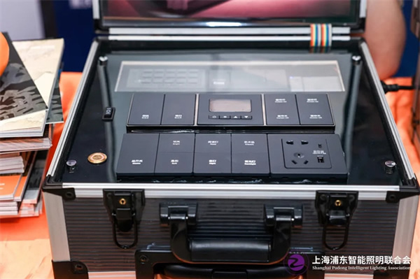 以城聚才,共筑“光”明!邦奇智能精彩亮相十城千人天光云影計劃·重慶站 以城聚才,共筑“光”明!邦奇智能精彩亮相十城千人天光云影計劃·重慶站