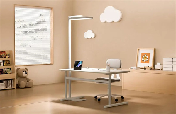 易來與小米簽訂「戰略合作協議」，共創智能照明新篇章