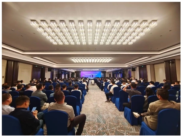 2023年鴻雁全國經銷商大會暨秋季新品發布會圓滿落幕 2023年鴻雁全國經銷商大會暨秋季新品發布會圓滿落幕