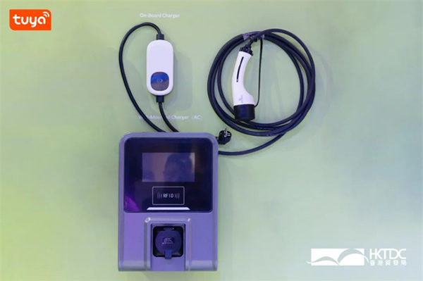 向綠而行!涂鴉智能亮相香港秋電展,以IoT技術引領低碳生活趨勢 向綠而行!涂鴉智能亮相香港秋電展,以IoT技術引領低碳生活趨勢