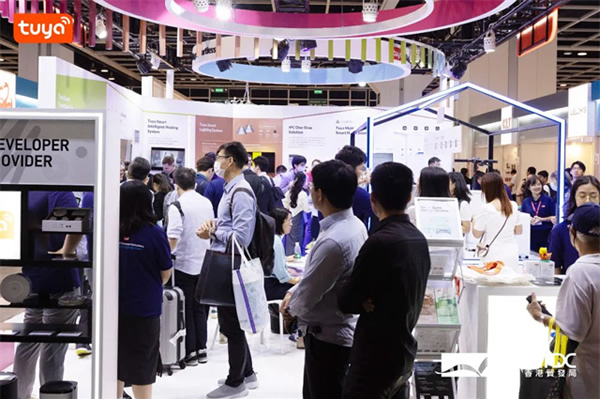 向綠而行!涂鴉智能亮相香港秋電展,以IoT技術引領低碳生活趨勢 向綠而行!涂鴉智能亮相香港秋電展,以IoT技術引領低碳生活趨勢