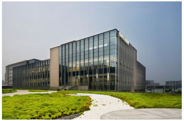 歐普照明榮膺制造業(yè)百強(qiáng)等多項(xiàng)殊榮 歐普照明榮膺制造業(yè)百強(qiáng)等多項(xiàng)殊榮