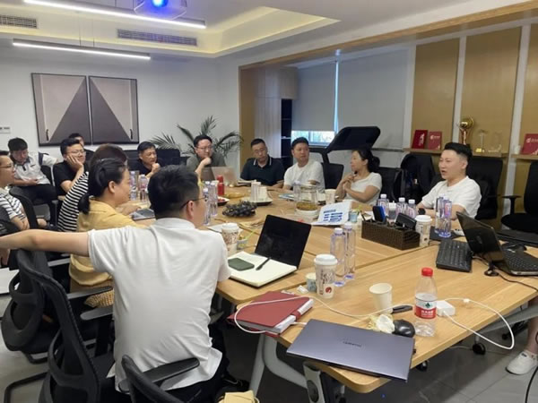 王力智能鎖營銷團(tuán)隊前往湖南開展走訪交流活動_1