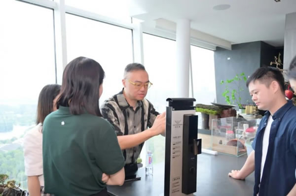 德施曼懸浮智控鎖K77實力演繹智能鎖科技之美_3