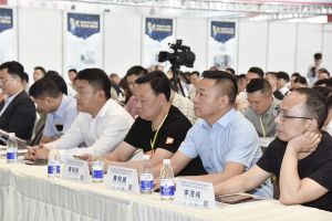 第二屆重慶門業(yè)及定制家居品牌發(fā)展峰會